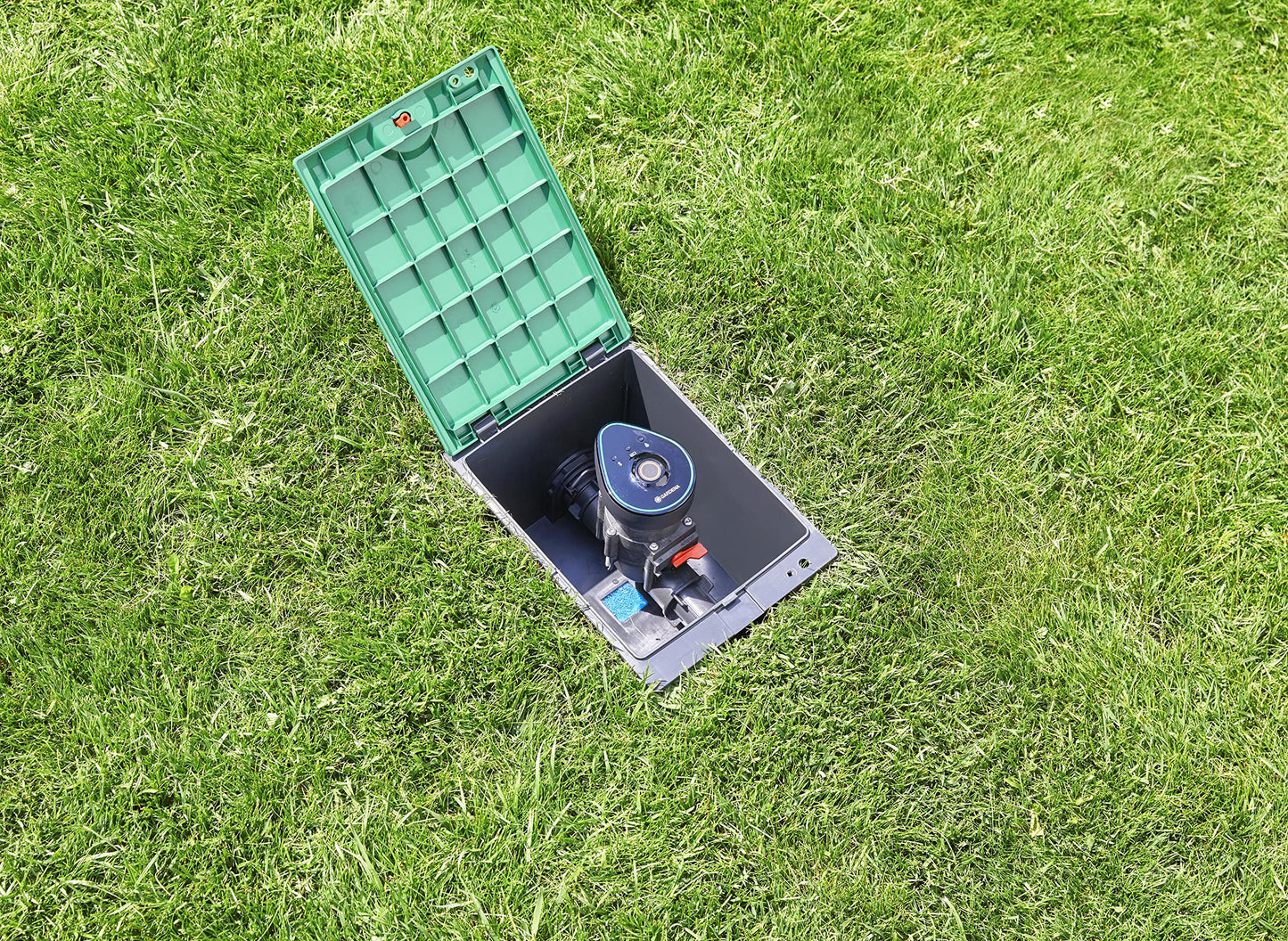 Gardena Bewässerungsventil 9 V: Automatische Bewässerungssteuerung, kabellos, strömungsoptimiert, manuelles Öffnen und Schließen des Ventils (1251-20) 20 x 20 x 30 cm