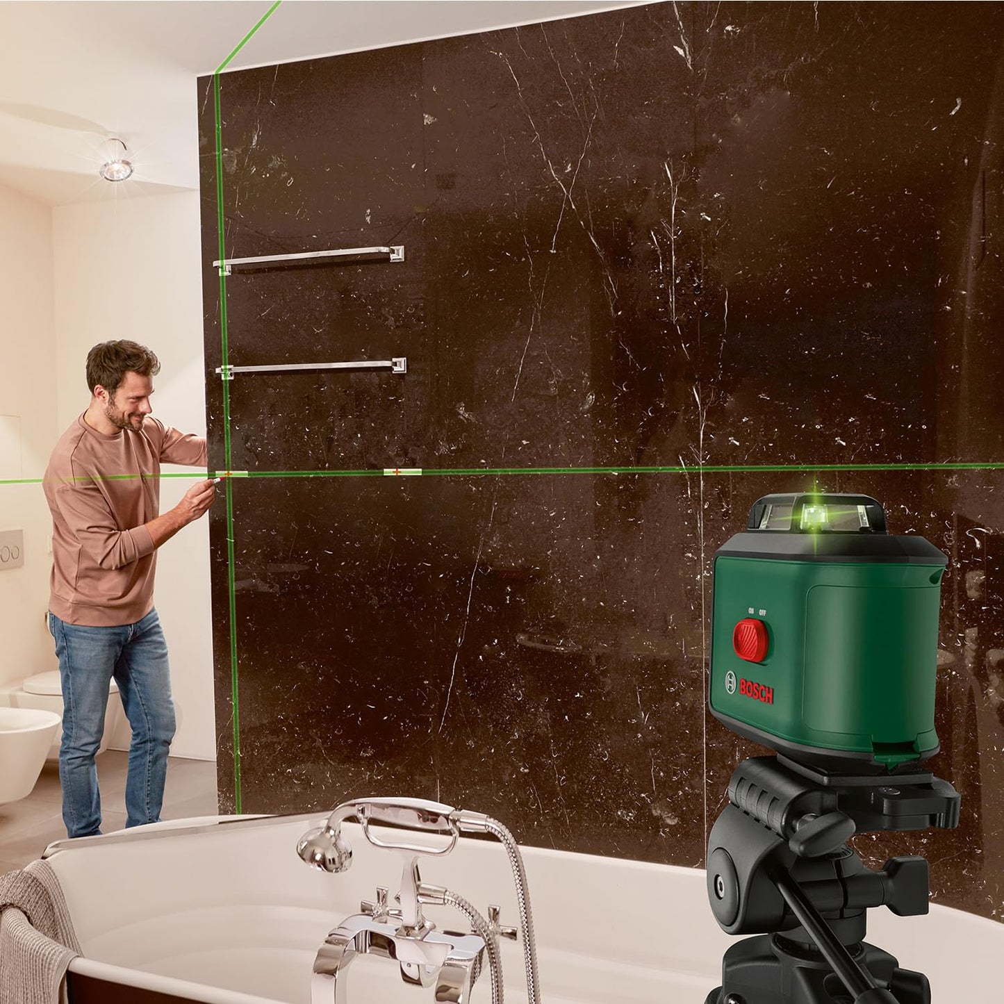 Bosch Kreuzlinienlaser UniversalLevel 360 (vertikale + horizintale Laserlinien inkl. 360° zum Ausrichten im ganzen Raum, im Karton)
