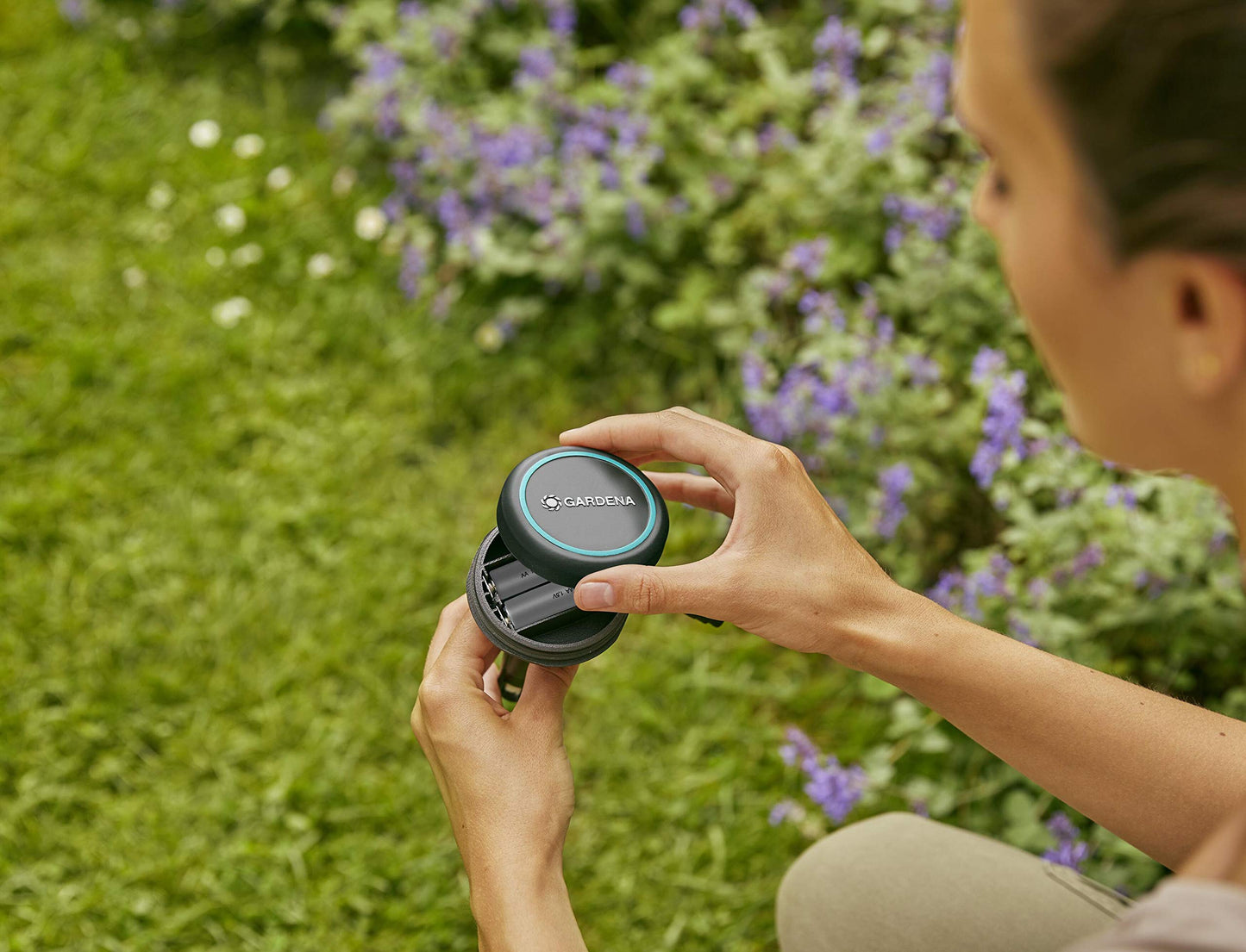 Gardena Bodenfeuchtesensor: Automatische Bewässerung, direkt auf der Rasenfläche einsetzbar, 5 m langes Anschlusskabel, mit Verlängerungskabel erweiterbar (01867-20)
