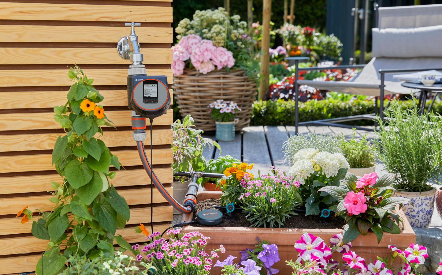 Gardena Bodenfeuchtesensor: Automatische Bewässerung, direkt auf der Rasenfläche einsetzbar, 5 m langes Anschlusskabel, mit Verlängerungskabel erweiterbar (01867-20)