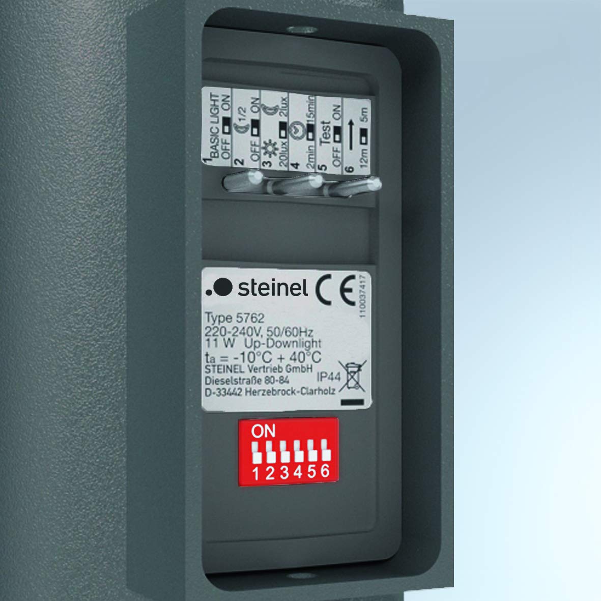 Steinel Wandleuchte L 930 S anthrazit, 9.3 W, LED-Außenleuchte, 140° Bewegungsmelder, Up-/Downlight warmweiß, Dauerlicht