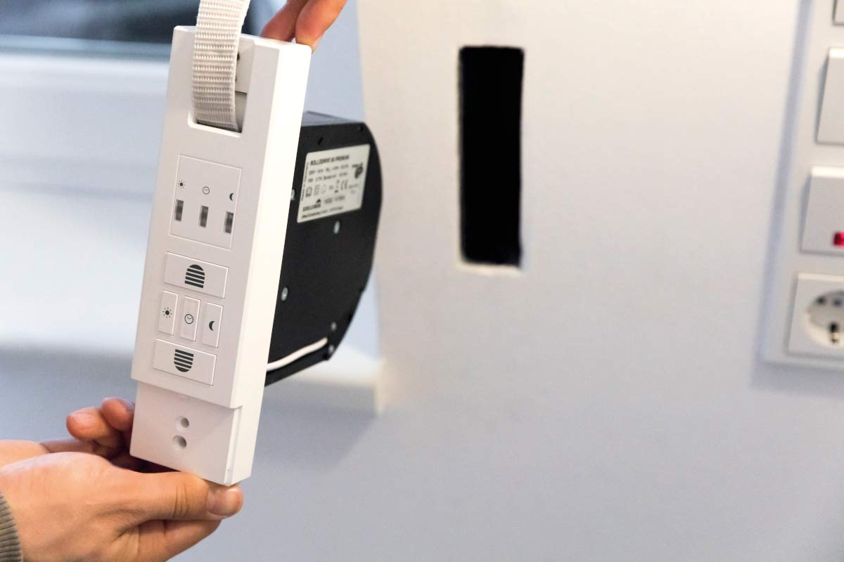 Schellenberg 22765 Elektrischer Gurtwickler Unterputz RolloDrive 65 Standard, Rolladenantrieb bis 6 m² Rollladenfläche,für 23 mm Rolladen-Gurt, Zugkraft max. 45 kg, mit Zeitautomatik, Netzstecker