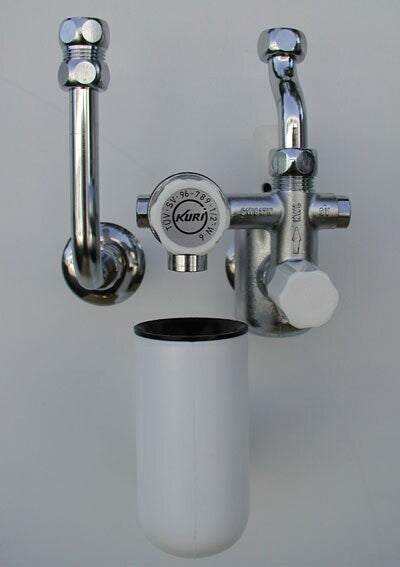 SYR KWC Si­cher­heits­grup­pe KWC, 6 bar, bis 200l, mit Druck­min­de­rer, DN15 (1/2'') m. Rück­fluss­ver­hin­de­rer